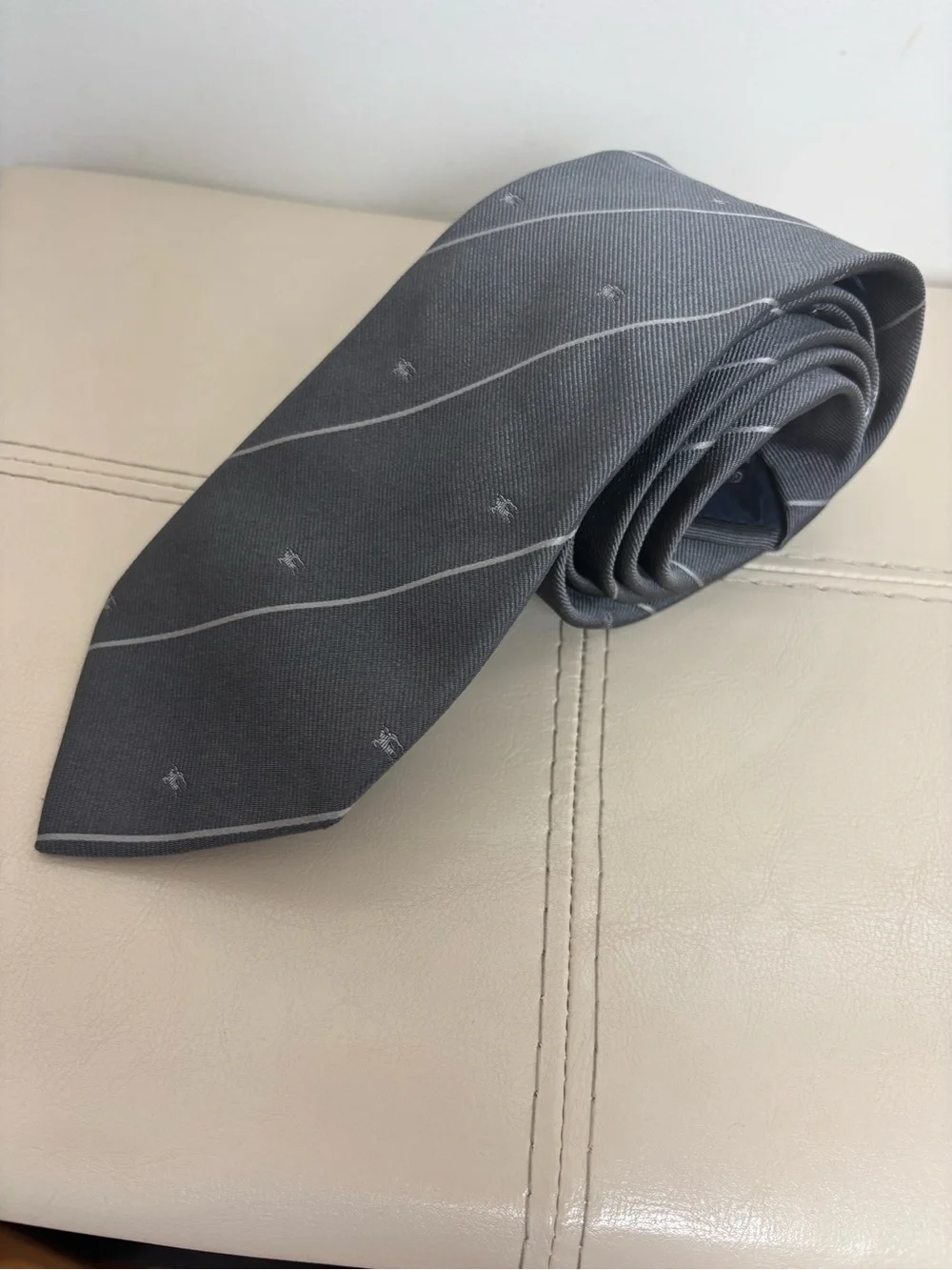 Burberry authentic Silk Tie in Grey Monogram